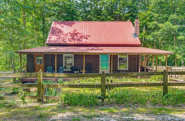 Horses Welcome! Jamestown Home w/ Fenced Pasture