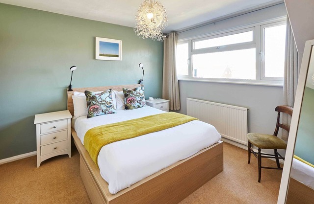 Host & Stay | Bodiam Close