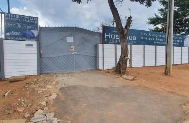 HostHub Guest House