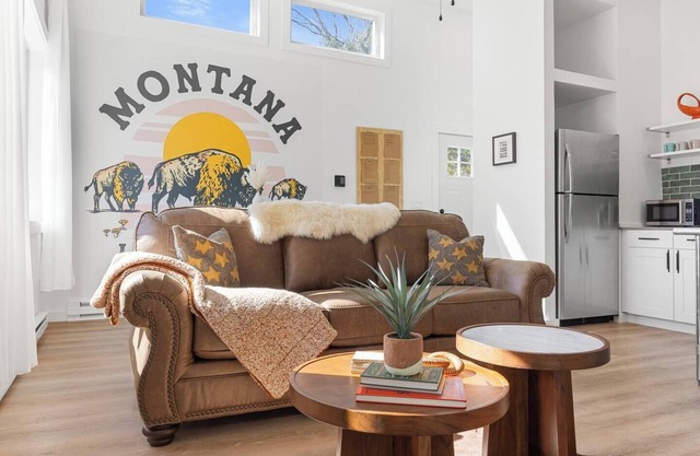 2 Homes in One! Hot Tub + Bikes + Near Downtown