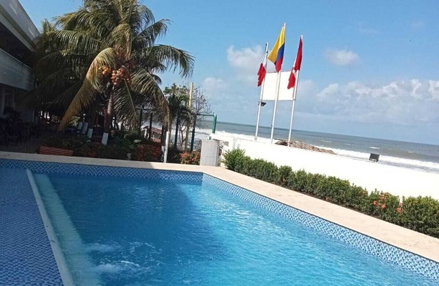 Hotel 3 Banderas Manzanillo del Mar
