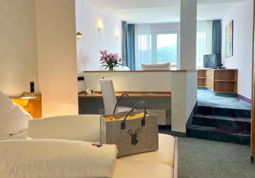 Hotel Am Hirschhorn - Wellness - Spa - and more