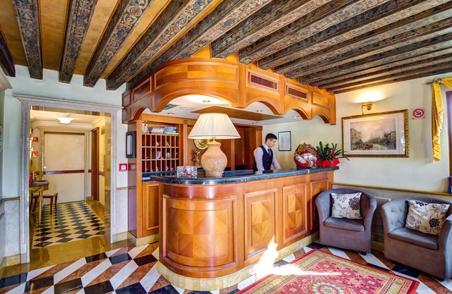 Hotel Antiche Figure