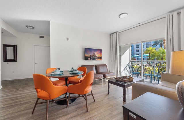 Disney Area Celebration Hotel Apt sleeps 6 MH225