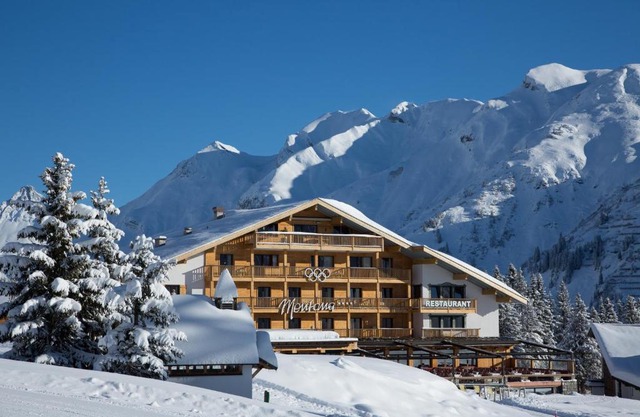 Hotel & Chalet Montana