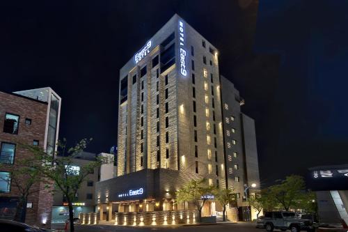 Hotel East9