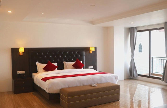 Hotel Eternity