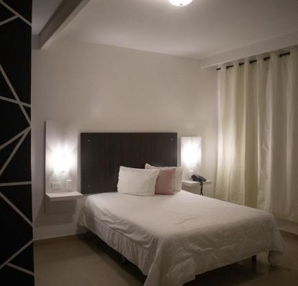 Hotel Los Lirios