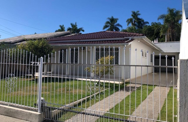 Casa a 1 Km de Beto Carrero