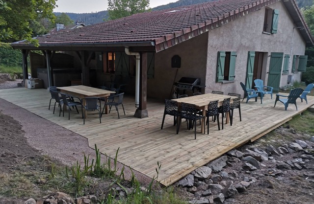 House 14 pers SPA JACUZZI SAUNA close to resorts