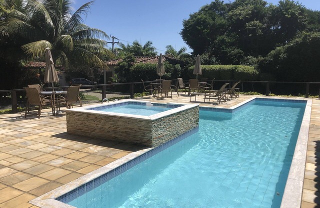 Casa 4 bdr Condo centro cerrado Bz