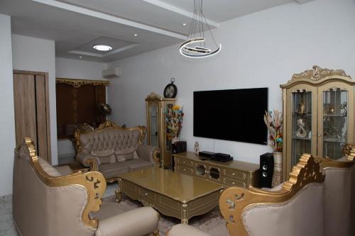 House 4D
