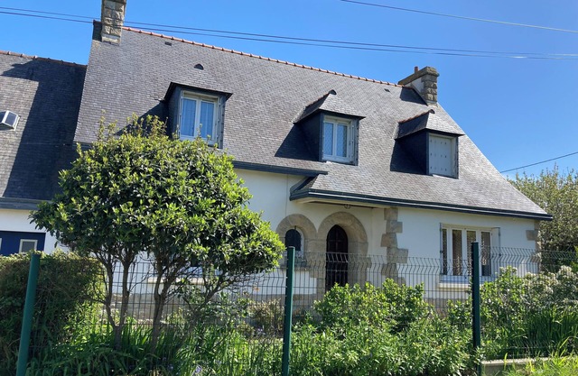 House and garden; 20. minutes from the seaside from the seaside