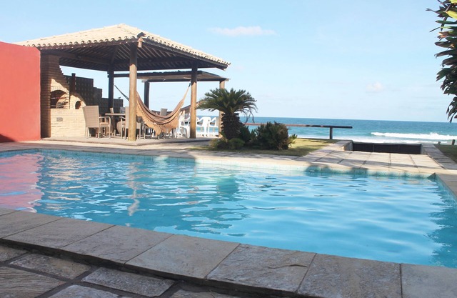 Casa junto al mar con 4 suites 1.36 km del centro de Porto de Galinhas