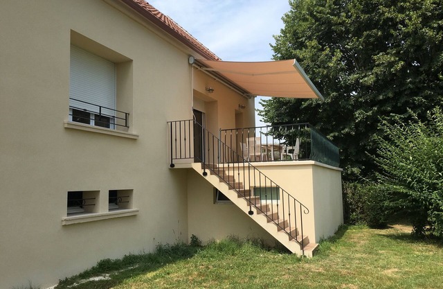 Casa junto al río Dordogne