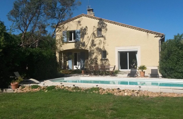casa / villa / chalet - Entraigues / sorgue