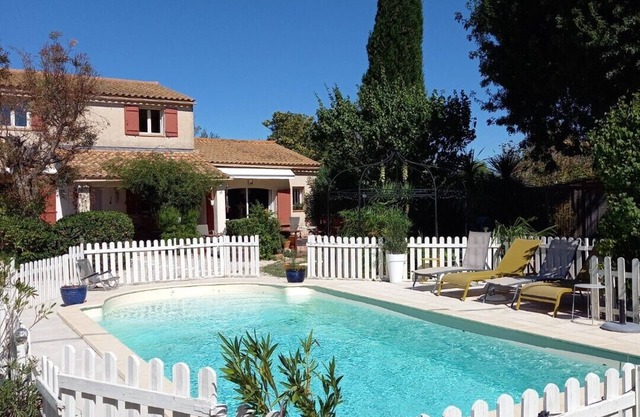 Casa / villa / chalet - Entraigues sur sorgue