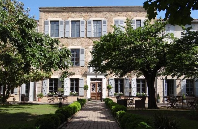 Casa / villa / chalet - Villefranche-de-Rouergue