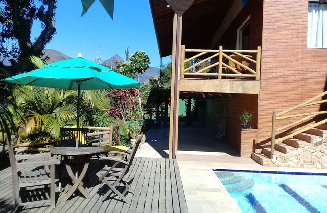 Casa en hermoso condominio en el centro de Itaipava con hermosa vista.