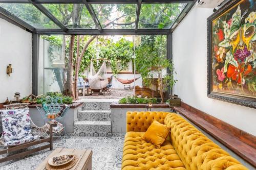 House of Soul & Triplex with a Winter Garden