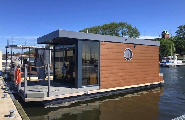 Casa en el agua en Dziwnów cerca de playa
