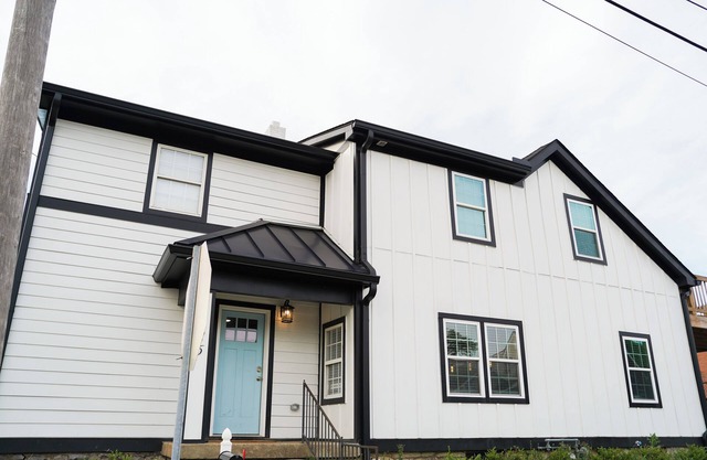 House with 12 Beds with Large Deck near Capital View & Downtown Nashville