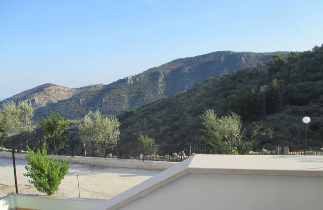 Casa con jardín en zona tranquila, relajante