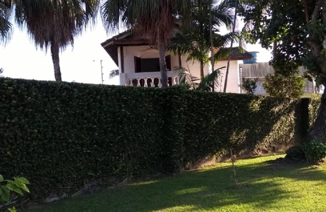 Casa con piscina y barbacoa para 16 personas.