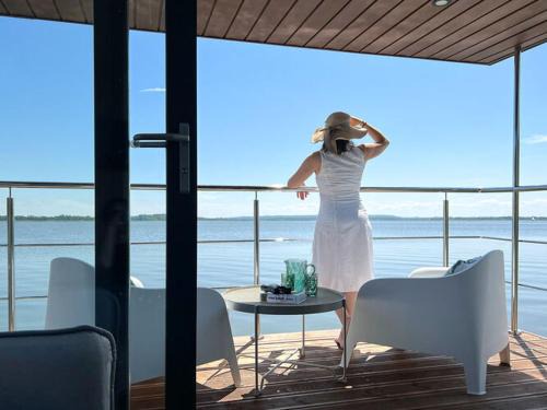 Houseboat in azy near Lake Jamno & Sea