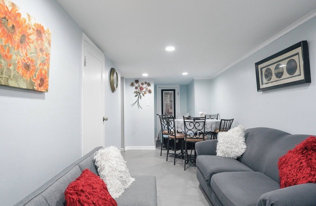 Hudson Hideaway - 3BD NYC Access