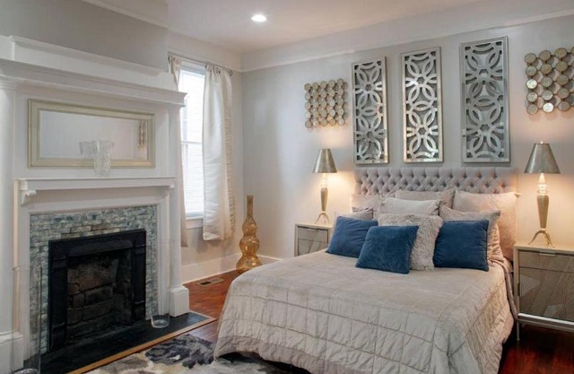 Huge 5 bed, 5 bath in Historic Downtown Savannah