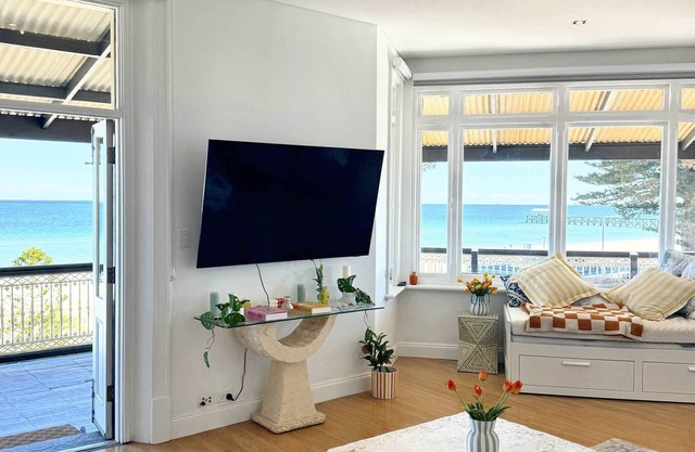 Henley Beachfront Stunner With Sweeping Sea Views!