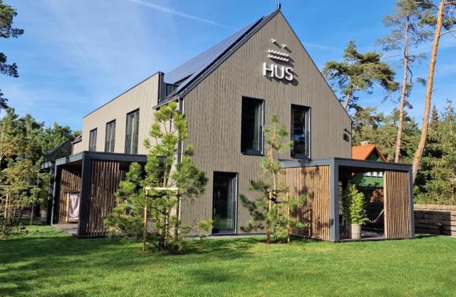 HUS - caloroczne komfortowe szeregi blisko plazy