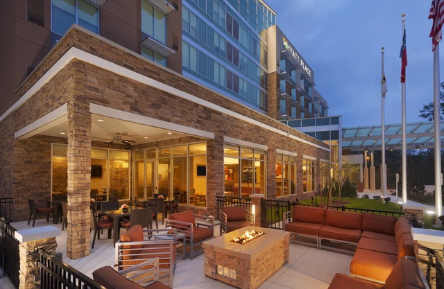Hyatt Place Houston / The Woodlands