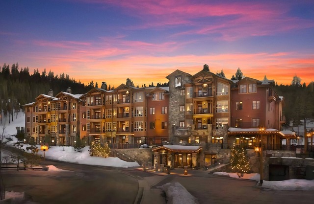 Hyatt Residence Club Lake Tahoe, Northstar Lodge - Hosted by Travelscowt