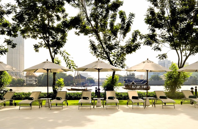 ibis Bangkok Riverside