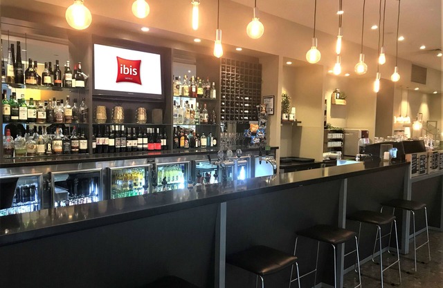 ibis Melbourne Glen Waverley