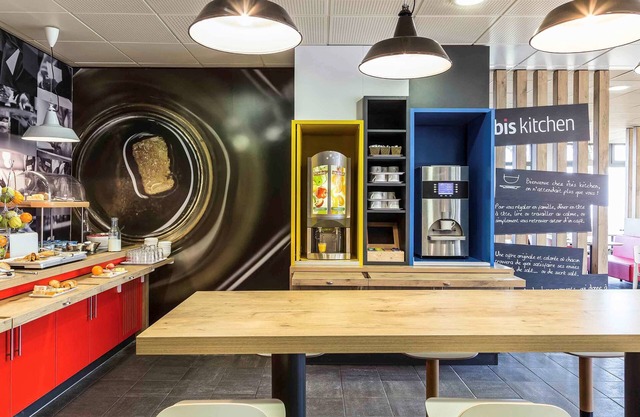 ibis Thonon Centre Hotel