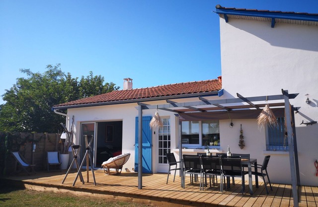 Casa Ile d'Oleron, 3 estrellas, cerca de la playa de Gatseau, 8 personas, 4 habitaciones