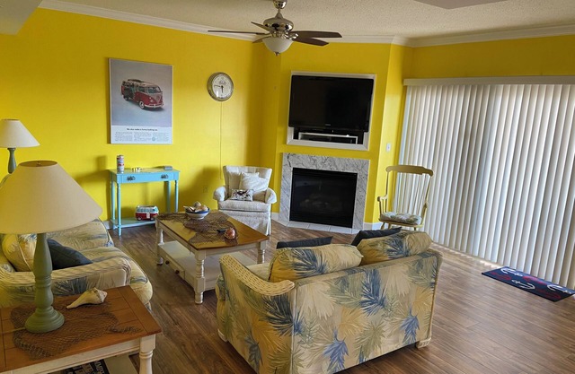 Inmaculada 2 BR / 2BA Condo, a pasos de la playa y Northside Park en North OC