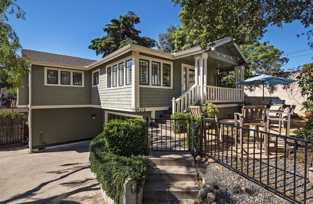 Hermoso y moderno artesano Oasis 5 Blks de State Street. Genial para largo plazo!