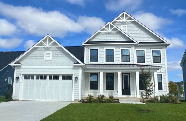 Immaculate New 5 Bedroom House w/ 4 bathrooms