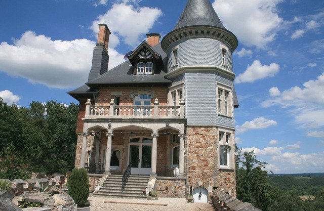 Impresionante castillo en Spa con piscina privada