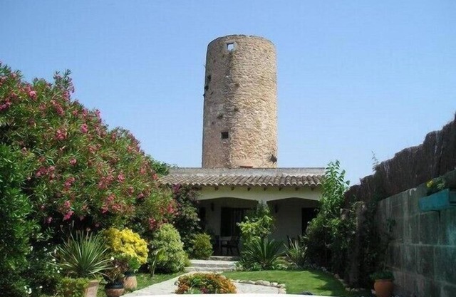 Impresionante molino mallorquín desarrollada con piscina