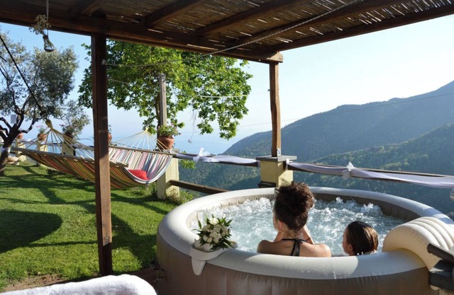 In absolute silence with a sea view