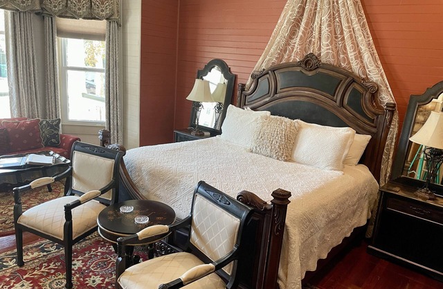 Ebony Rouge Suite en la majestuosa joya de Apalachicola