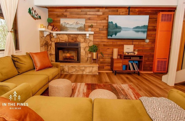 In the Pines Retreat – Cozy Big Bear Cabin Near Lake & Forest