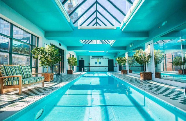 Indulge in Luxury: Heated Indoor Pool, Dining Experiences & Pet-Friendly