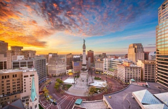 Indy Monument Circle, Dream 1BR in CozySuites