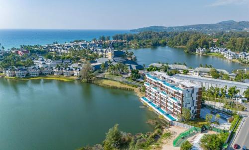 Infinite Ocean Retreats at Angsana Oceanview
